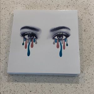 Kylie Cosmetics - Blue Honey Palette